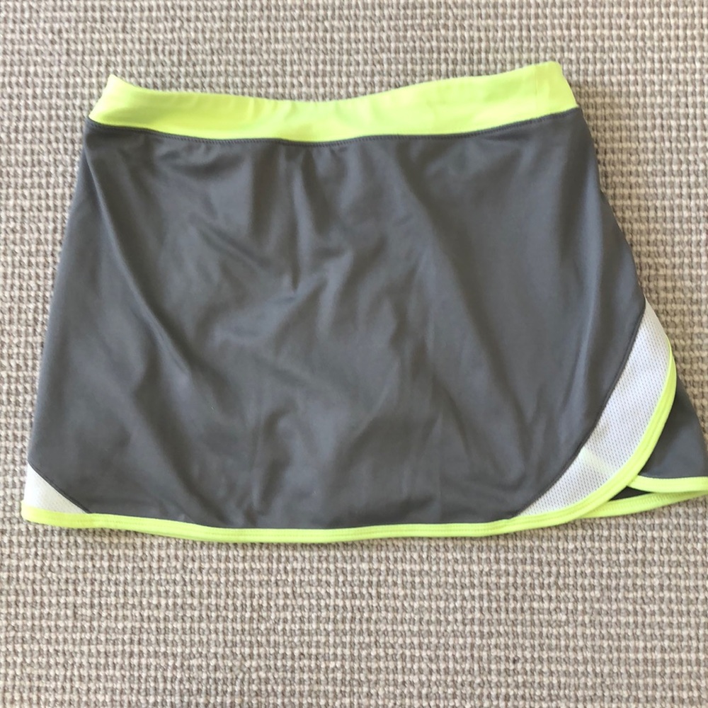 Sports skirt